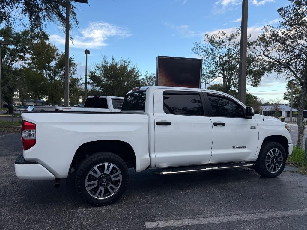 2018 Toyota Tundra SR5 - Photo 6